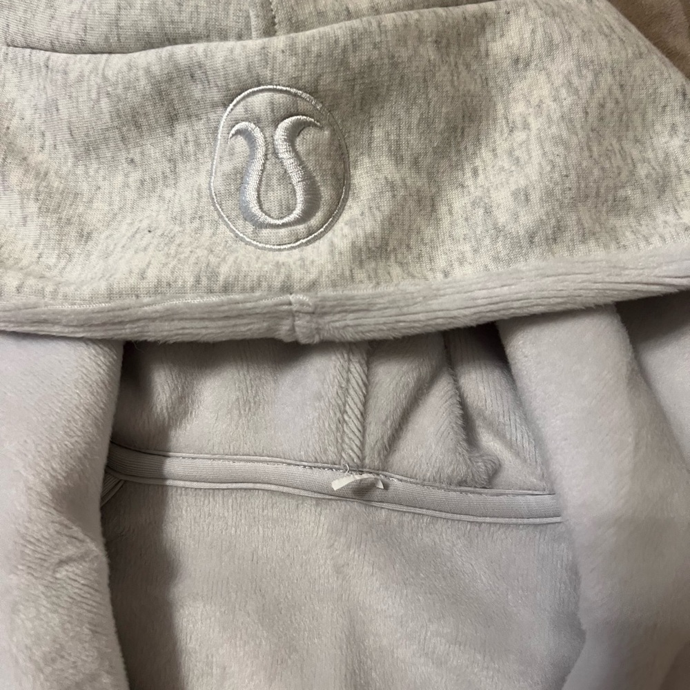 Lululemon scuba fleece lines m/l